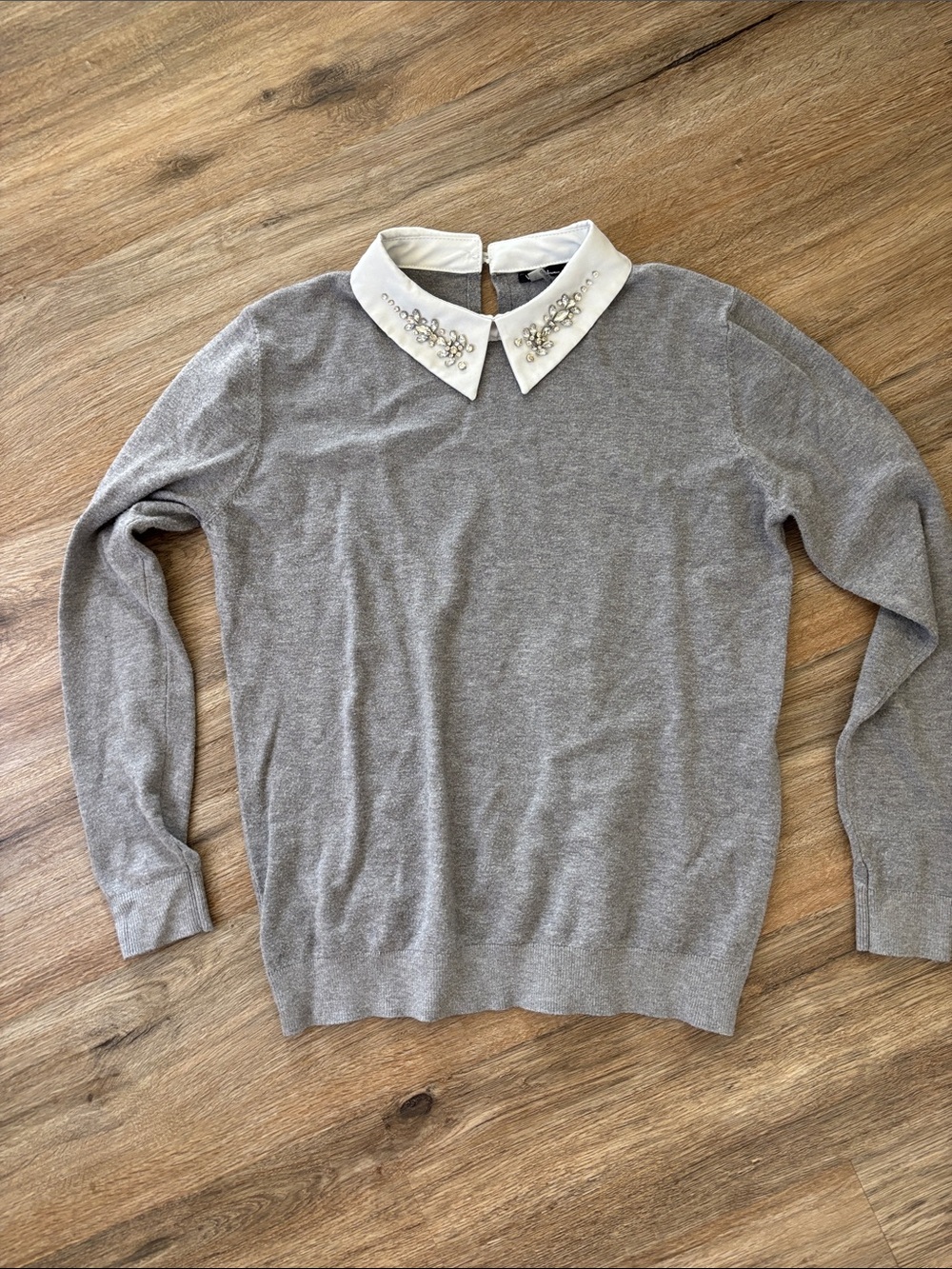 💛2 for $15! Embellished Collar Grey Women's Sweater